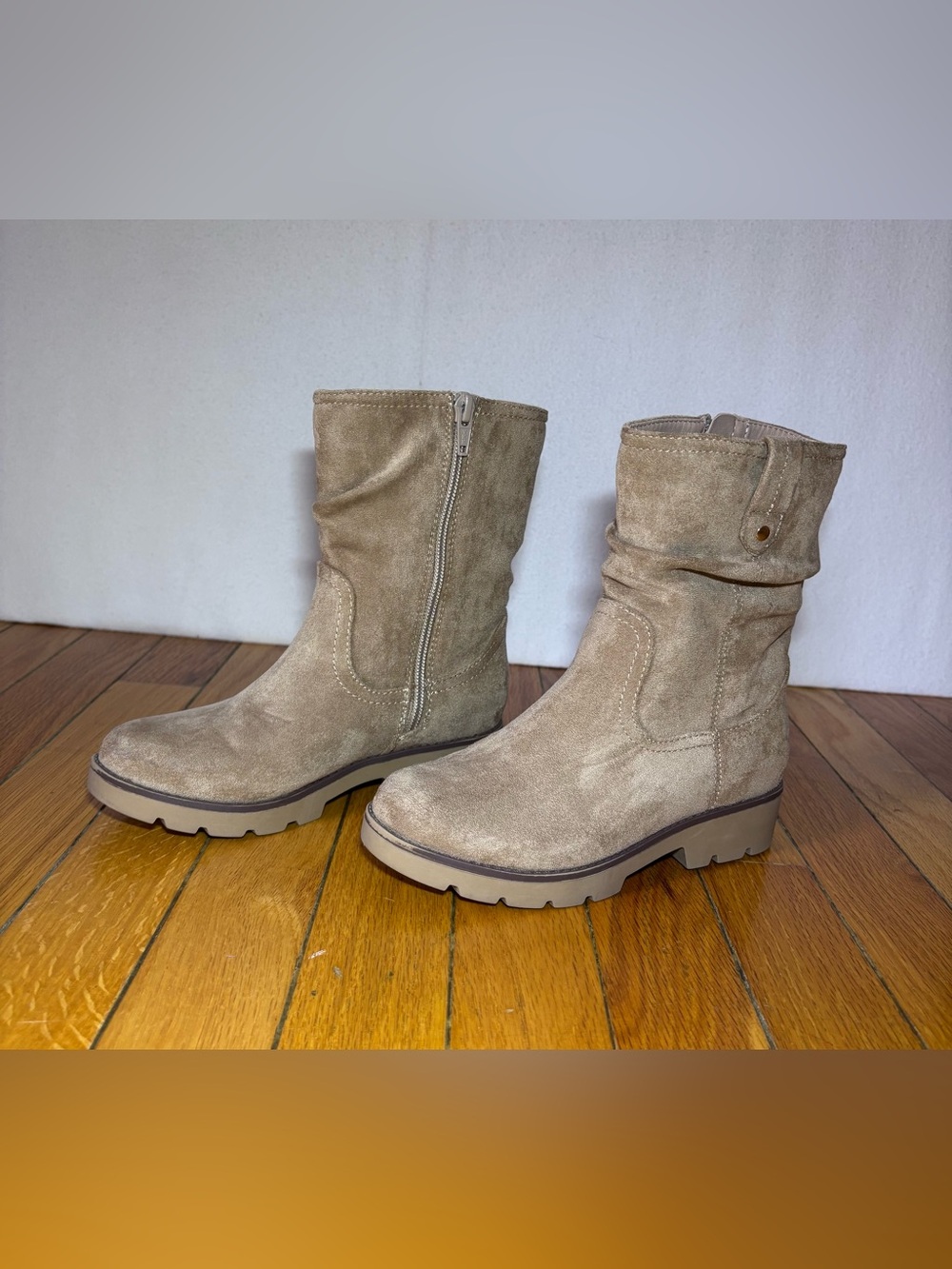 White Mountain Kids Gluey Girls Size 1M Dark Beige Slouch Boots